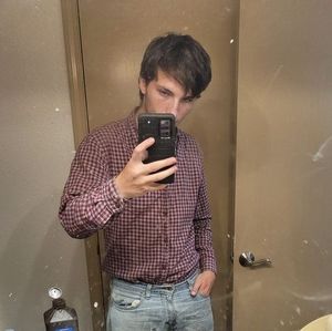 Meet your Posher, Dylan